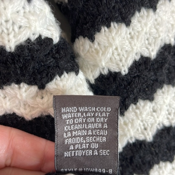 Suzy Shier Striped Textured Knit Sweater Black Ivory Loose Fit Crewneck L - Picture 9 of 12